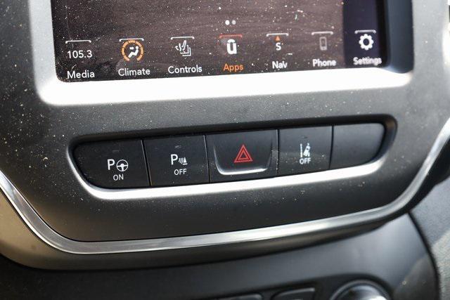 used 2023 Jeep Cherokee car, priced at $21,706