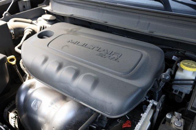 used 2023 Jeep Cherokee car, priced at $21,706