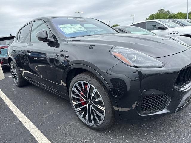 new 2025 Maserati Grecale car, priced at $77,494