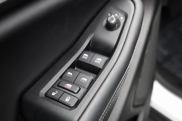 used 2025 Jeep Grand Cherokee L car, priced at $40,000