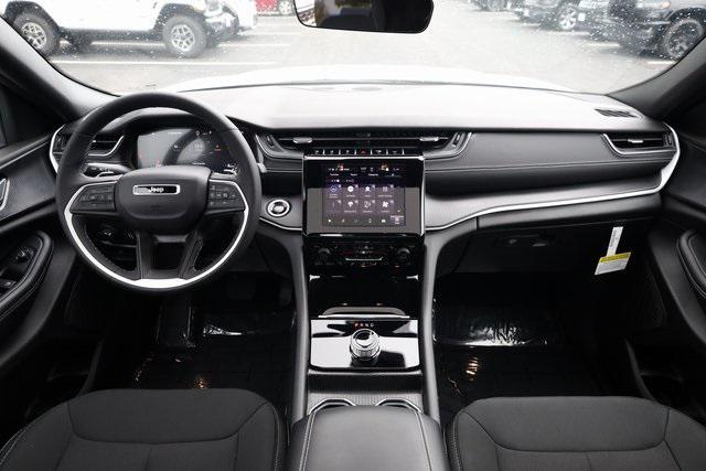 used 2025 Jeep Grand Cherokee L car, priced at $40,000