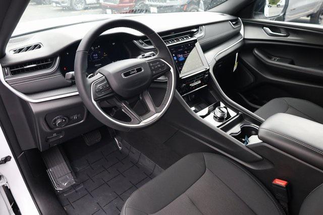 used 2025 Jeep Grand Cherokee L car, priced at $40,000