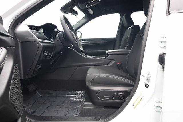 used 2025 Jeep Grand Cherokee L car, priced at $40,000