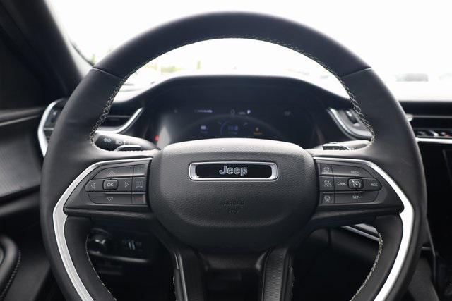 used 2025 Jeep Grand Cherokee L car, priced at $40,000