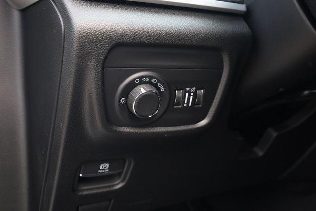 new 2025 Jeep Grand Cherokee L car, priced at $44,695