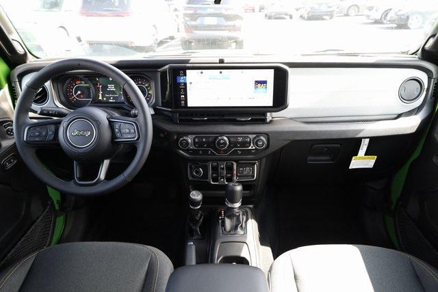 new 2025 Jeep Wrangler car, priced at $40,356