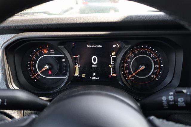 new 2025 Jeep Wrangler car, priced at $40,356