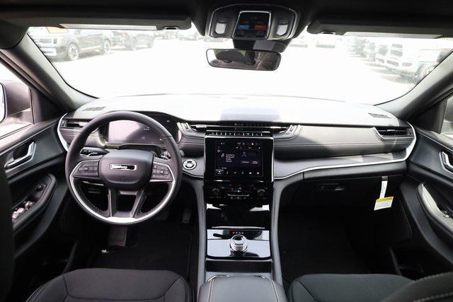 new 2025 Jeep Grand Cherokee L car, priced at $42,759