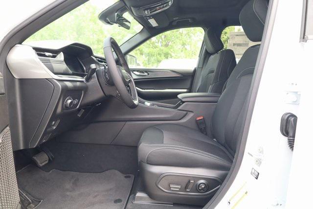 new 2025 Jeep Grand Cherokee L car, priced at $42,759