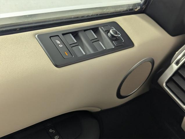 used 2019 Land Rover Discovery car, priced at $20,000