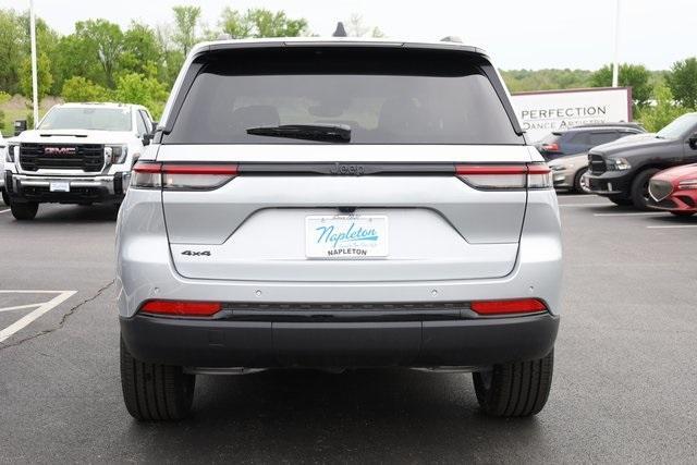 new 2024 Jeep Grand Cherokee car, priced at $40,477