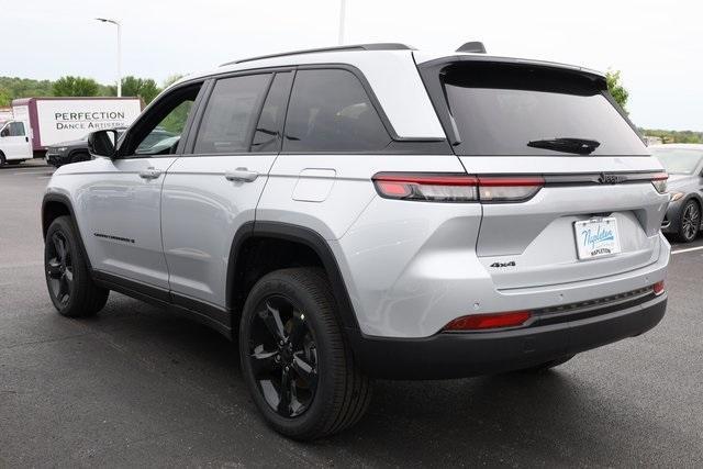 new 2024 Jeep Grand Cherokee car, priced at $40,477