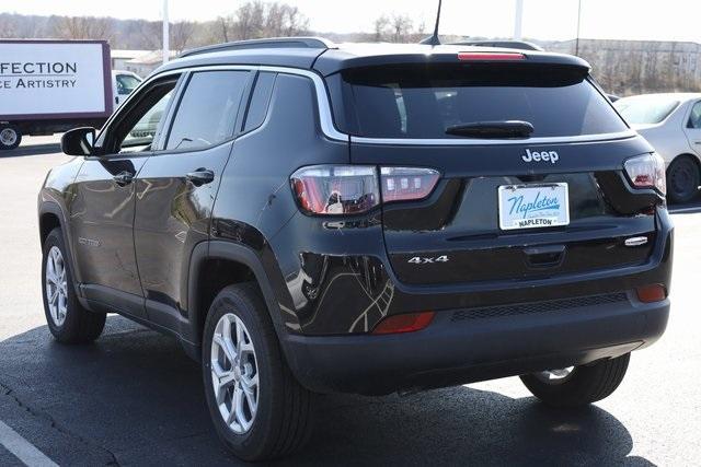 new 2024 Jeep Compass car, priced at $25,900