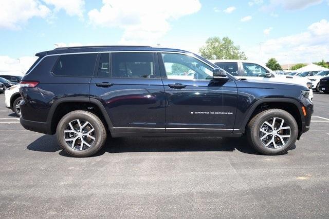 new 2024 Jeep Grand Cherokee L car, priced at $43,968