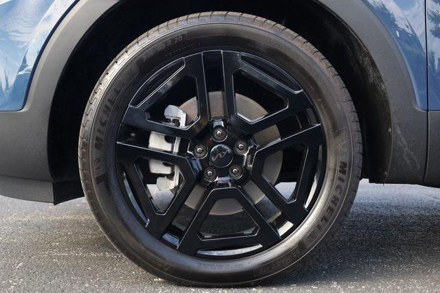 used 2025 Kia Telluride car, priced at $43,990