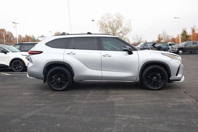 used 2024 Toyota Highlander car, priced at $41,500