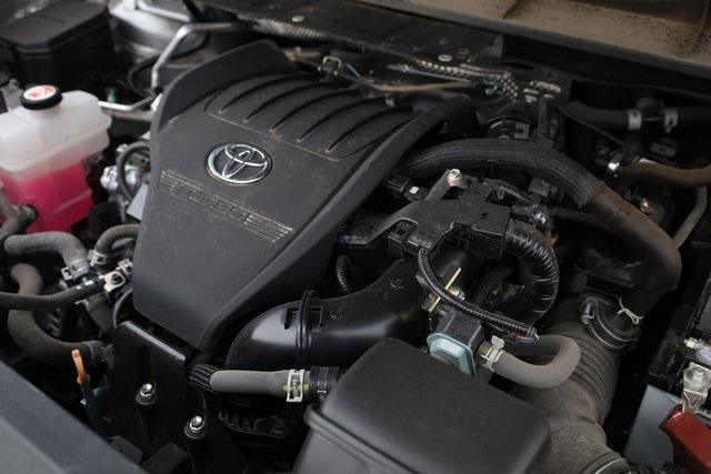 used 2024 Toyota Highlander car, priced at $41,500