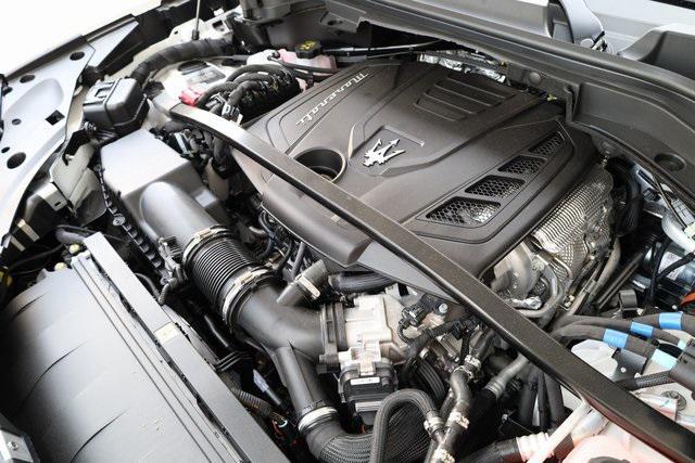 new 2025 Maserati Grecale car, priced at $74,496