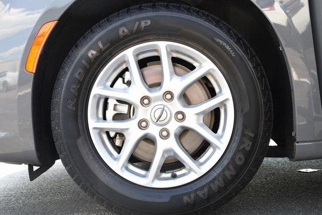 used 2023 Chrysler Pacifica car, priced at $23,070
