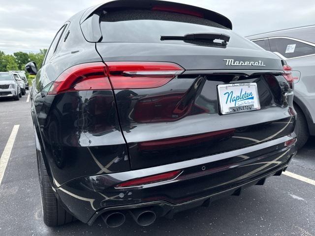 new 2025 Maserati Grecale car, priced at $79,925