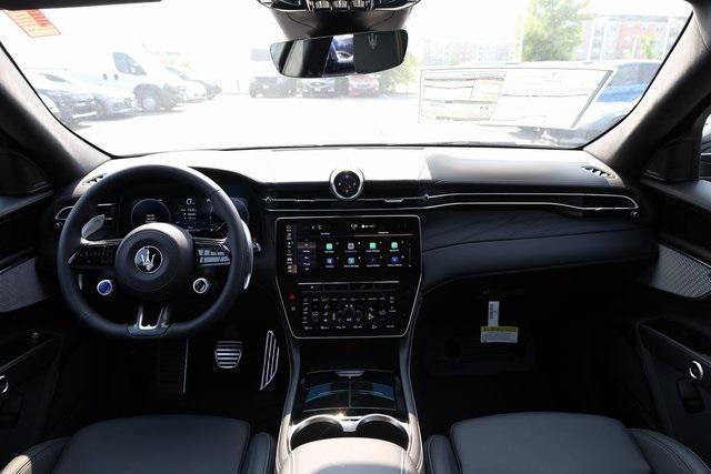 new 2025 Maserati Grecale car, priced at $77,925