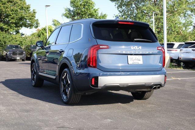 used 2025 Kia Telluride car, priced at $38,400