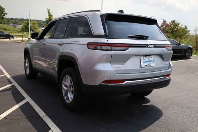 new 2024 Jeep Grand Cherokee car, priced at $30,385