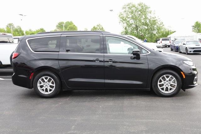 used 2022 Chrysler Pacifica car, priced at $28,777