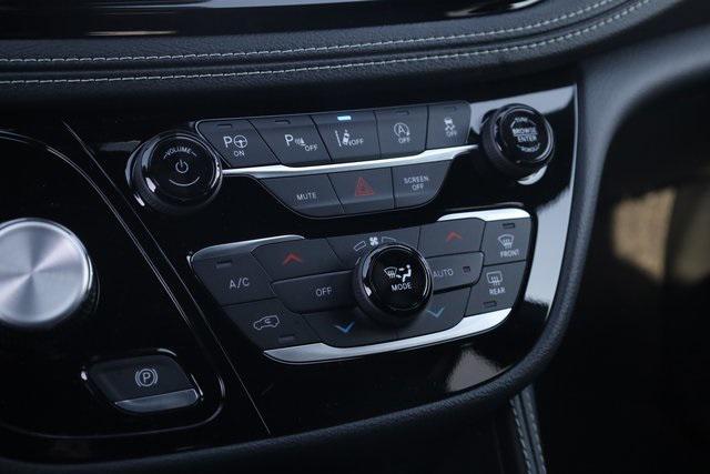 new 2025 Chrysler Pacifica car, priced at $53,340