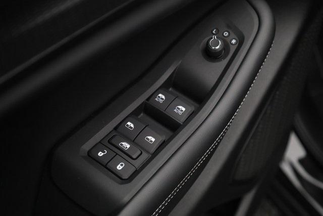 new 2025 Jeep Grand Cherokee car, priced at $44,752