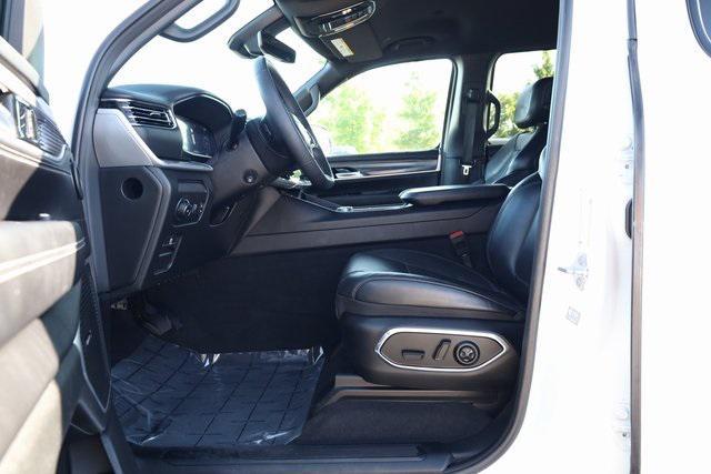 used 2023 Jeep Wagoneer car, priced at $41,900