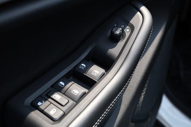 used 2023 Jeep Grand Cherokee L car, priced at $28,600