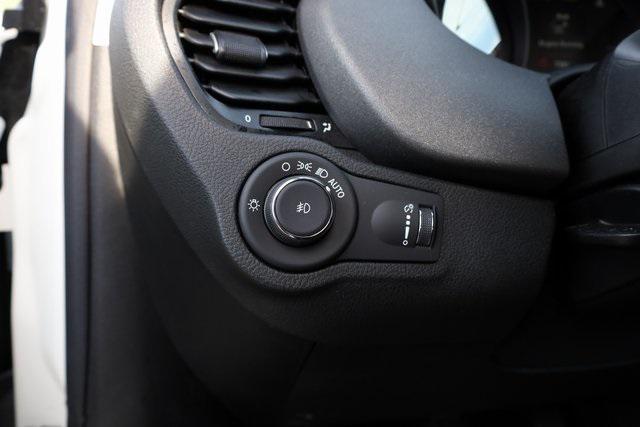 new 2023 FIAT 500X car