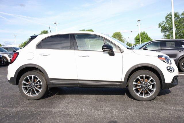 new 2023 FIAT 500X car
