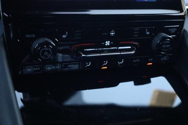 new 2025 Jeep Grand Cherokee car, priced at $46,187