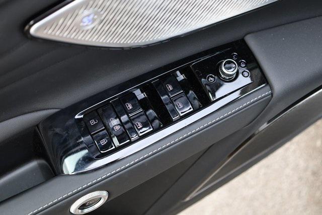new 2025 Maserati Grecale car, priced at $74,496