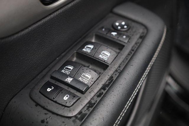 used 2024 Chrysler Pacifica car, priced at $36,036