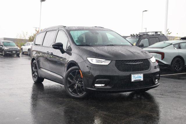used 2024 Chrysler Pacifica car, priced at $36,036