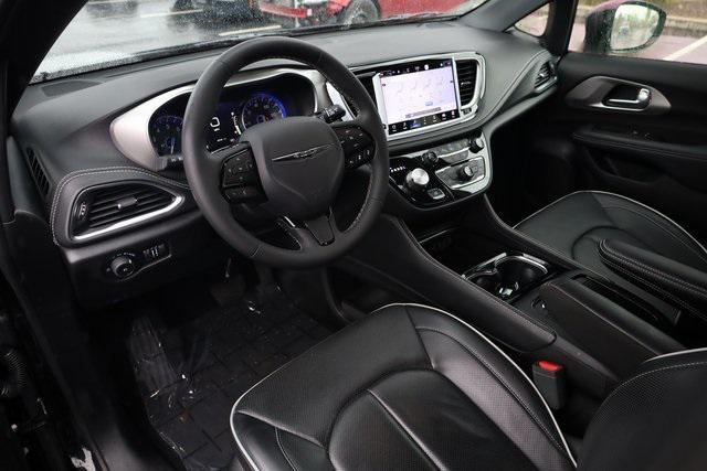 used 2024 Chrysler Pacifica car, priced at $36,036