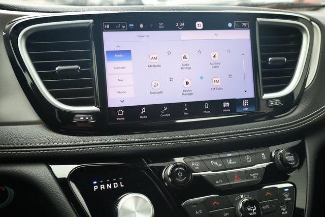 used 2024 Chrysler Pacifica car, priced at $36,036