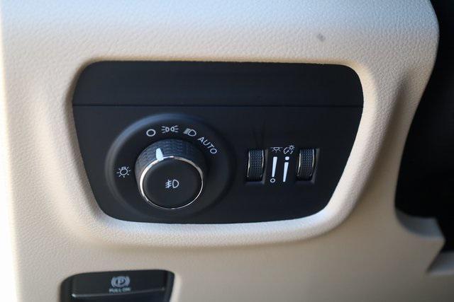 new 2025 Jeep Grand Cherokee L car, priced at $46,505