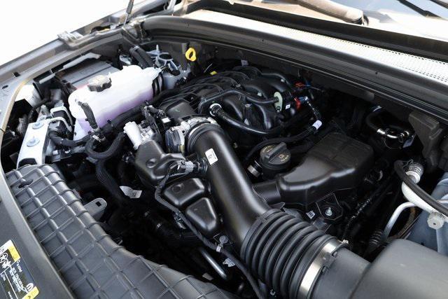 new 2025 Jeep Grand Cherokee car, priced at $48,205