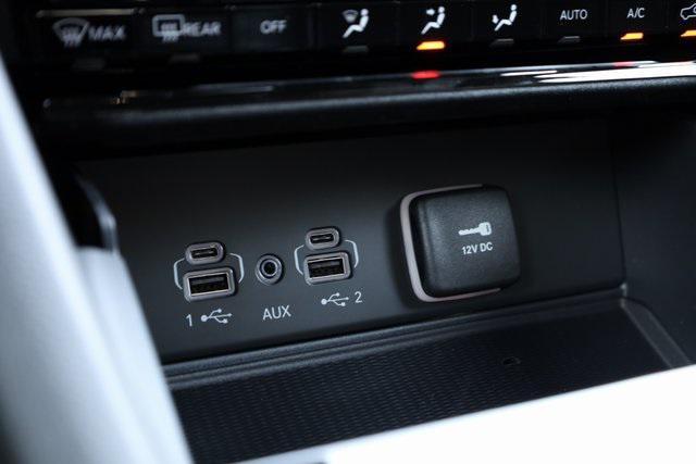 new 2025 Jeep Grand Cherokee car, priced at $48,205