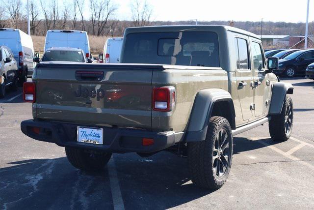 new 2025 Jeep Gladiator car, priced at $38,684