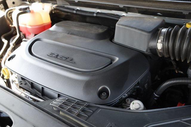 used 2023 Chrysler Pacifica car, priced at $22,700