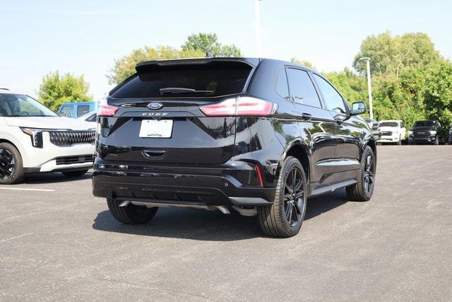 used 2024 Ford Edge car, priced at $35,000