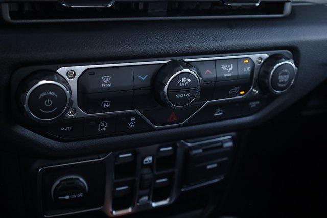 new 2025 Jeep Gladiator car, priced at $37,353