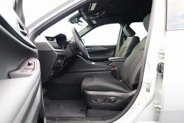 new 2025 Jeep Grand Cherokee L car, priced at $35,260
