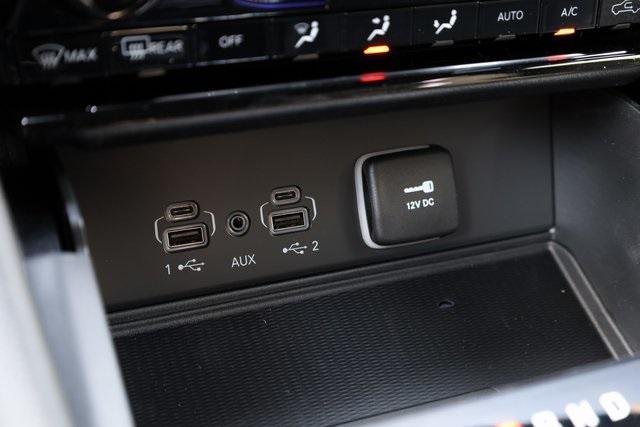 new 2025 Jeep Grand Cherokee car, priced at $36,800