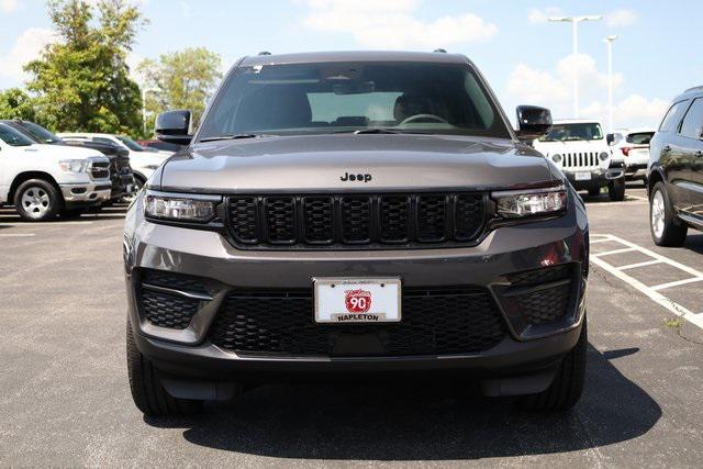 new 2025 Jeep Grand Cherokee car, priced at $36,800